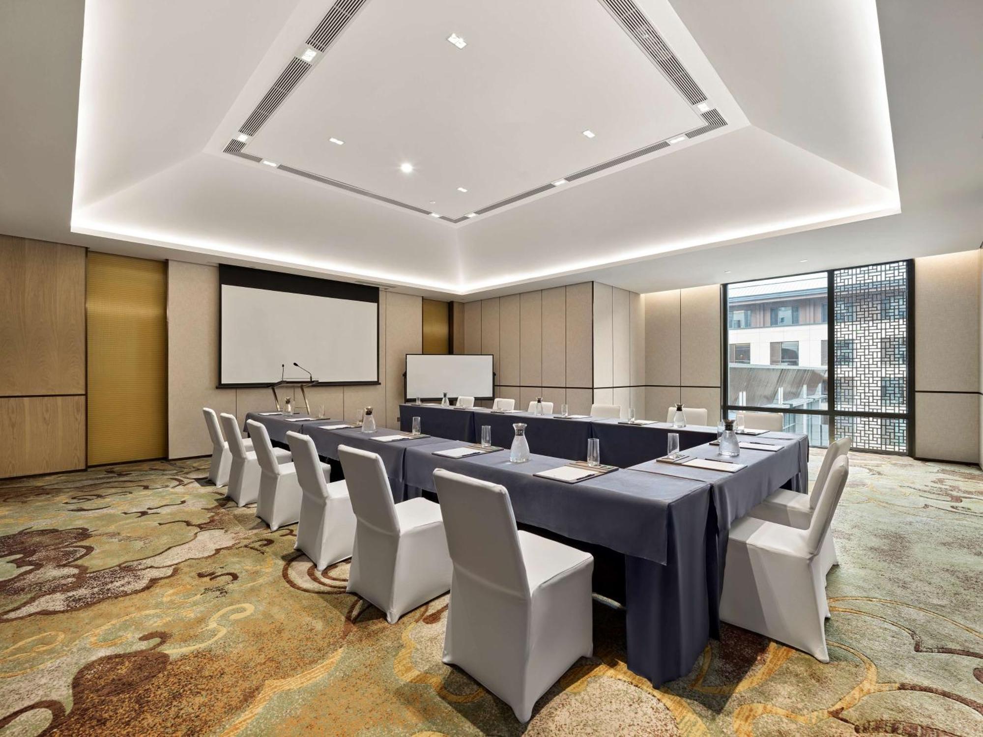 Doubletree By Hilton Beijing Badaling Hotel Yanqing Eksteriør billede