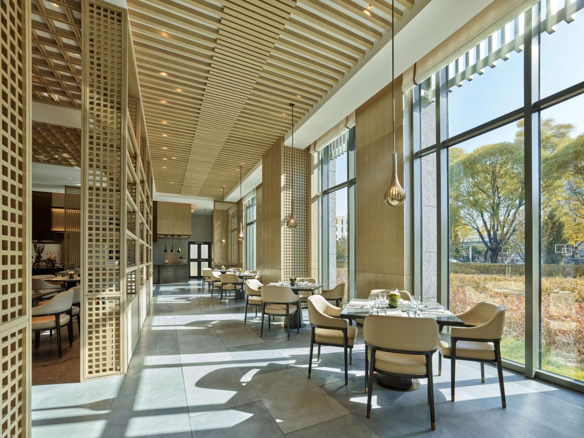Doubletree By Hilton Beijing Badaling Hotel Yanqing Eksteriør billede